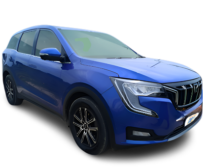 Mahindra XUV700-img